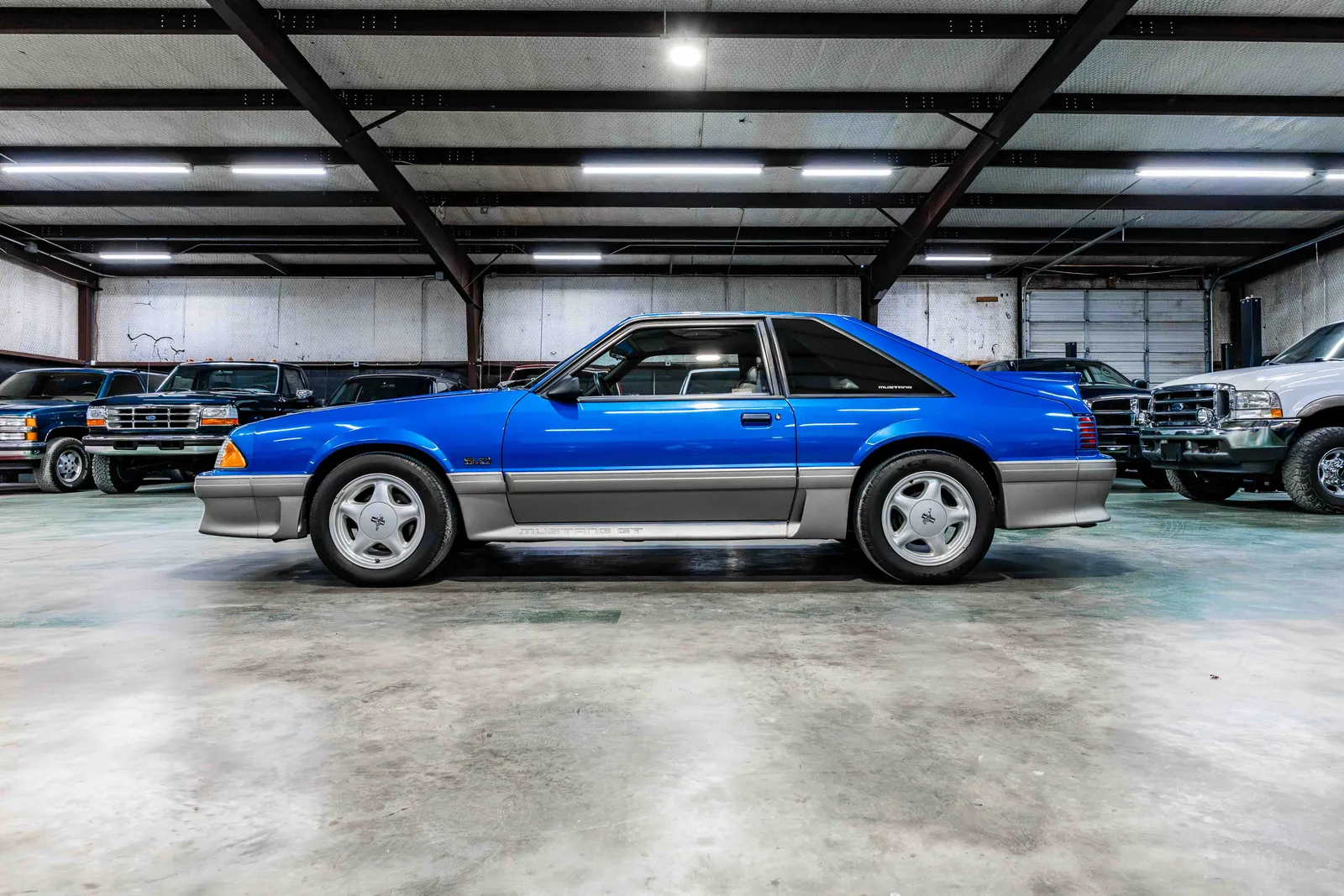1993-Ford-Mustang-Bright Blue Gray Metallic-179782-34.jpg